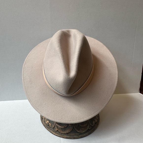 Gigi Pip Tan “Shiloh Fedora” Wool Hat Size 57 Small/ Medium Excellent Condition! - Picture 8 of 12